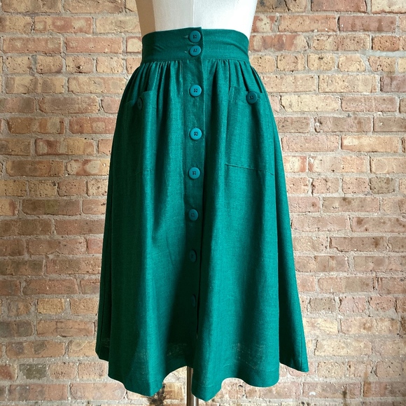 Modcloth Dresses & Skirts - BNWT Button Front Skirt